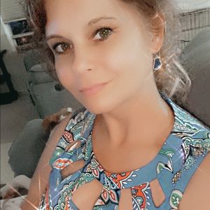 Meet your Posher, Sherry